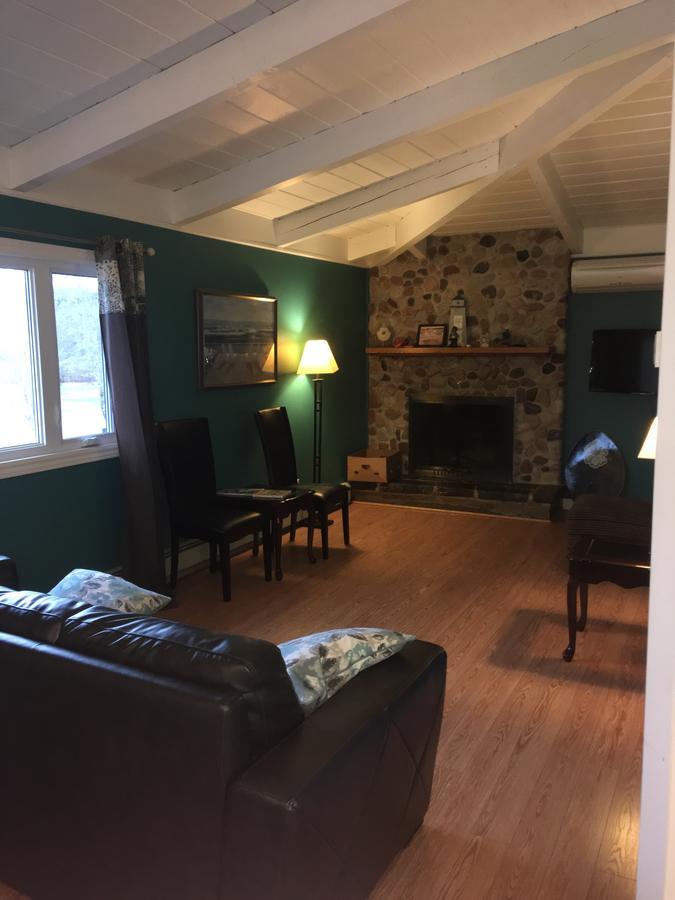 Webbers Lake Charlotte Motel Queen And Double Bed Luaran gambar