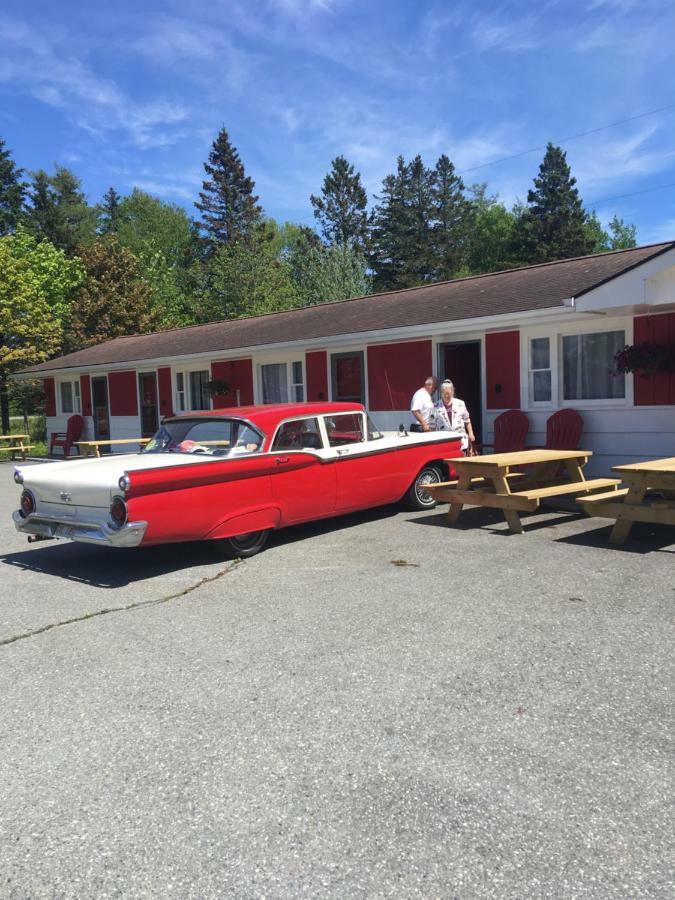 Webbers Lake Charlotte Motel Queen And Double Bed Luaran gambar